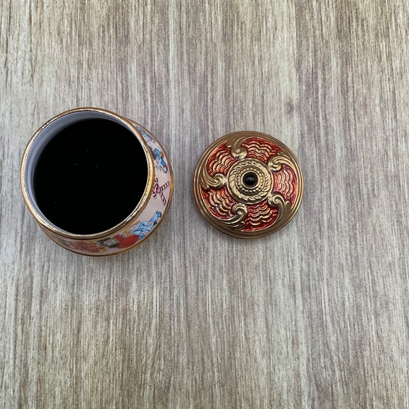 House of Faberge The Imperial Music Box Collection Nutcracker - Picture 5 of 6